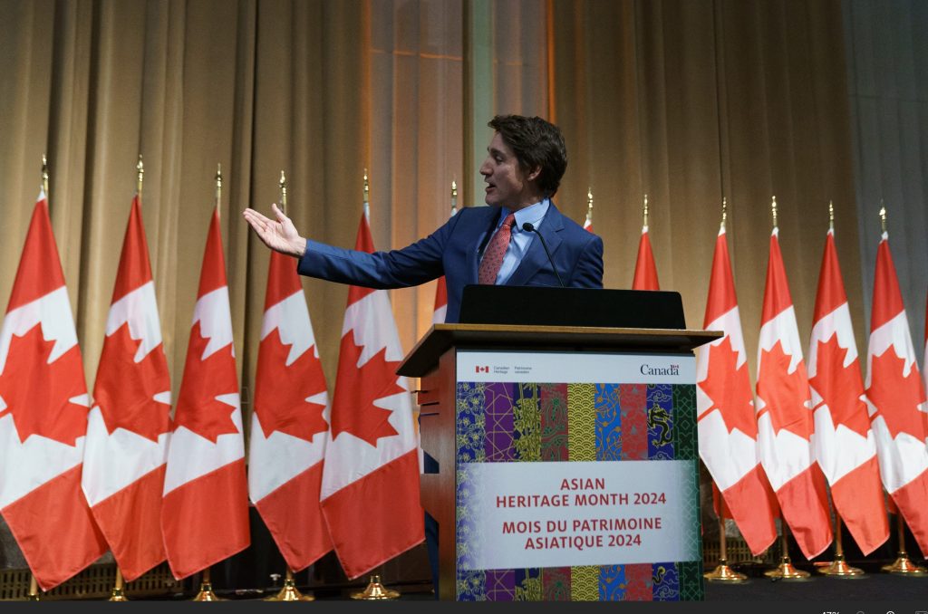 特鲁多总理及团队与亚裔加拿大人共庆亚裔传 统月 